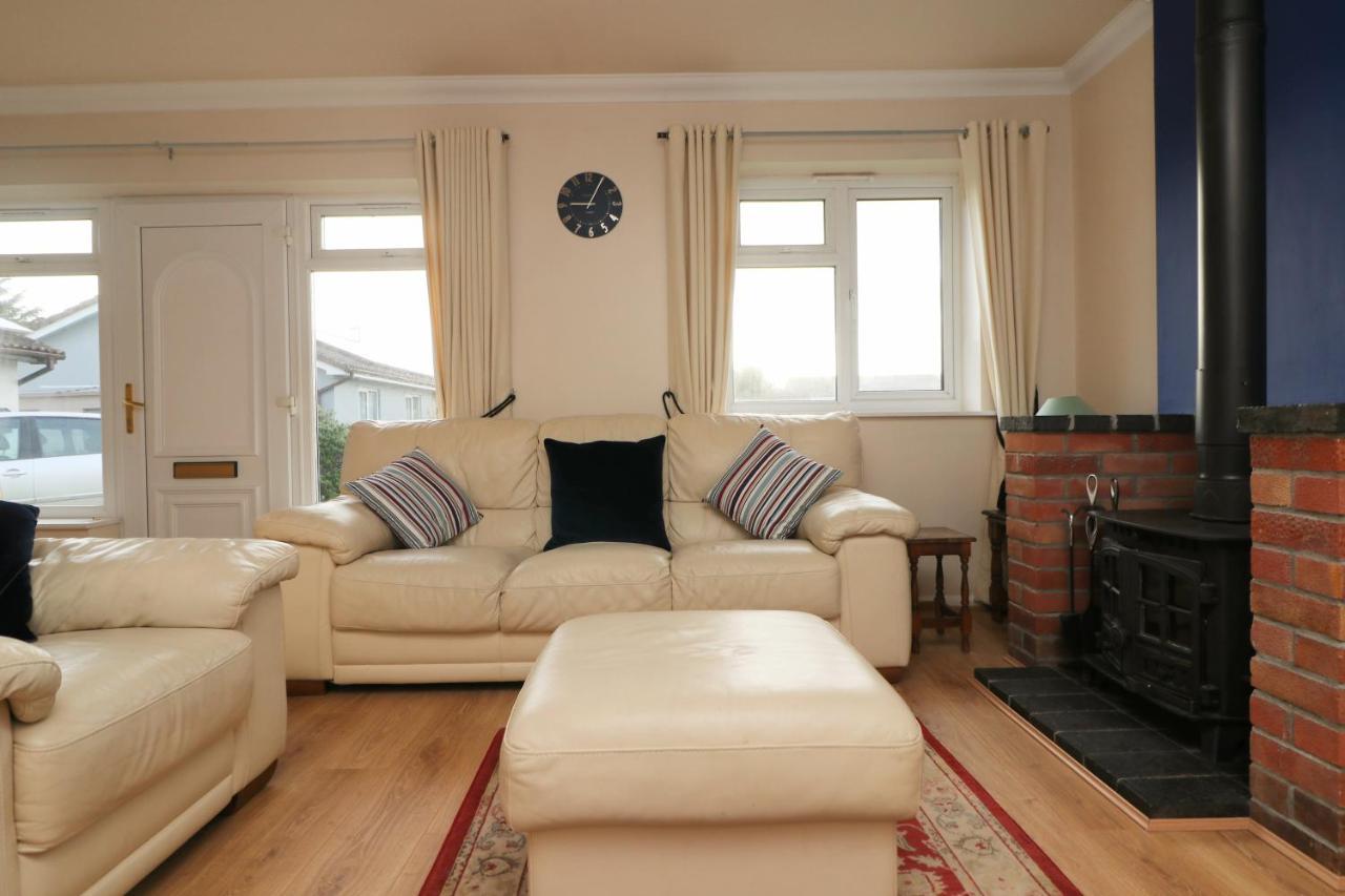 Holiday Bungalow, Short Drive To 7 Beaches! St Merryn Exterior foto
